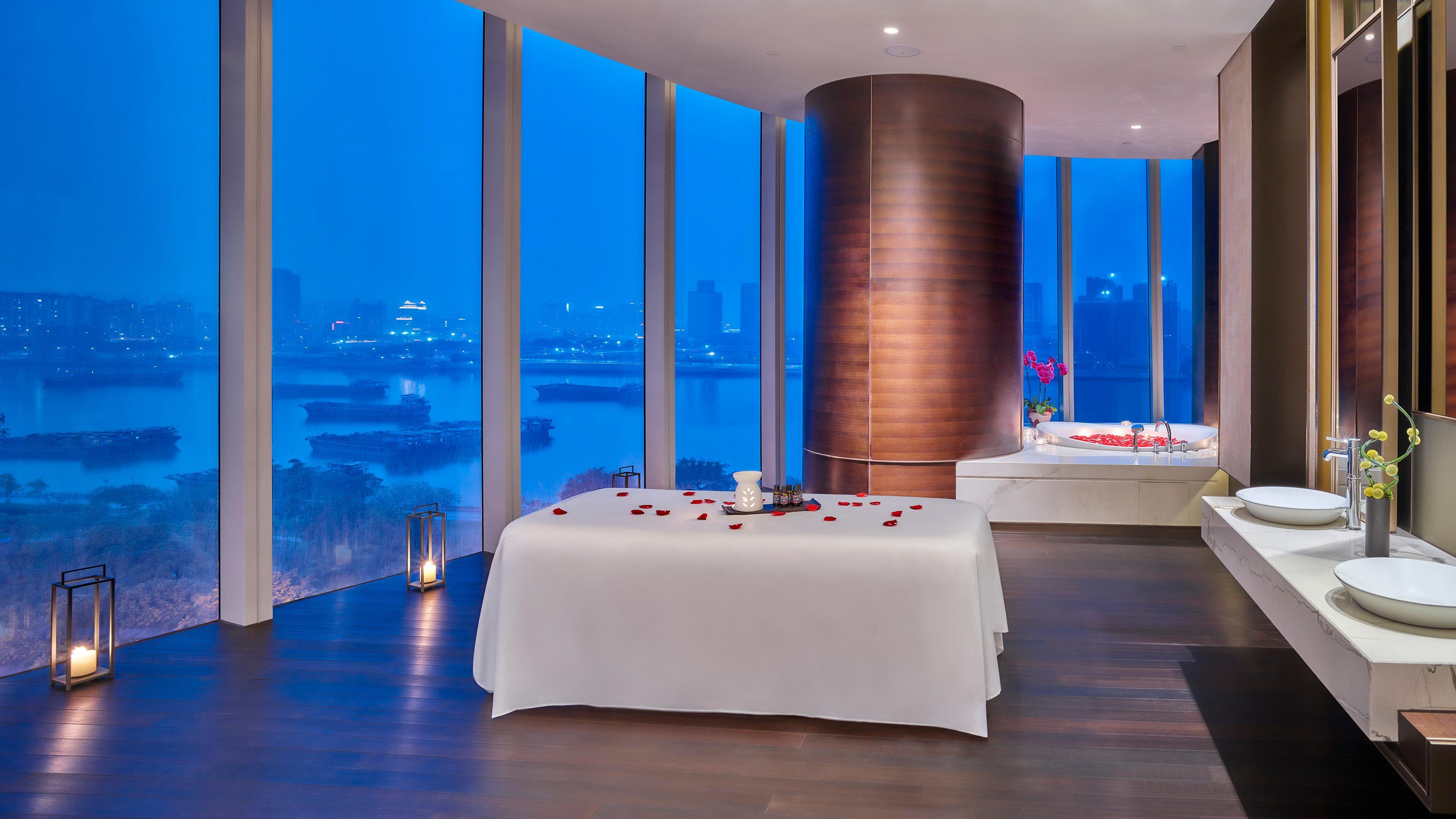 Intercontinental Guangzhou Exhibition Center By Ihg - Free Shuttle Between Hotel And Exhibition Center During Canton Fair & Exhibitor Registration Counter מראה חיצוני תמונה