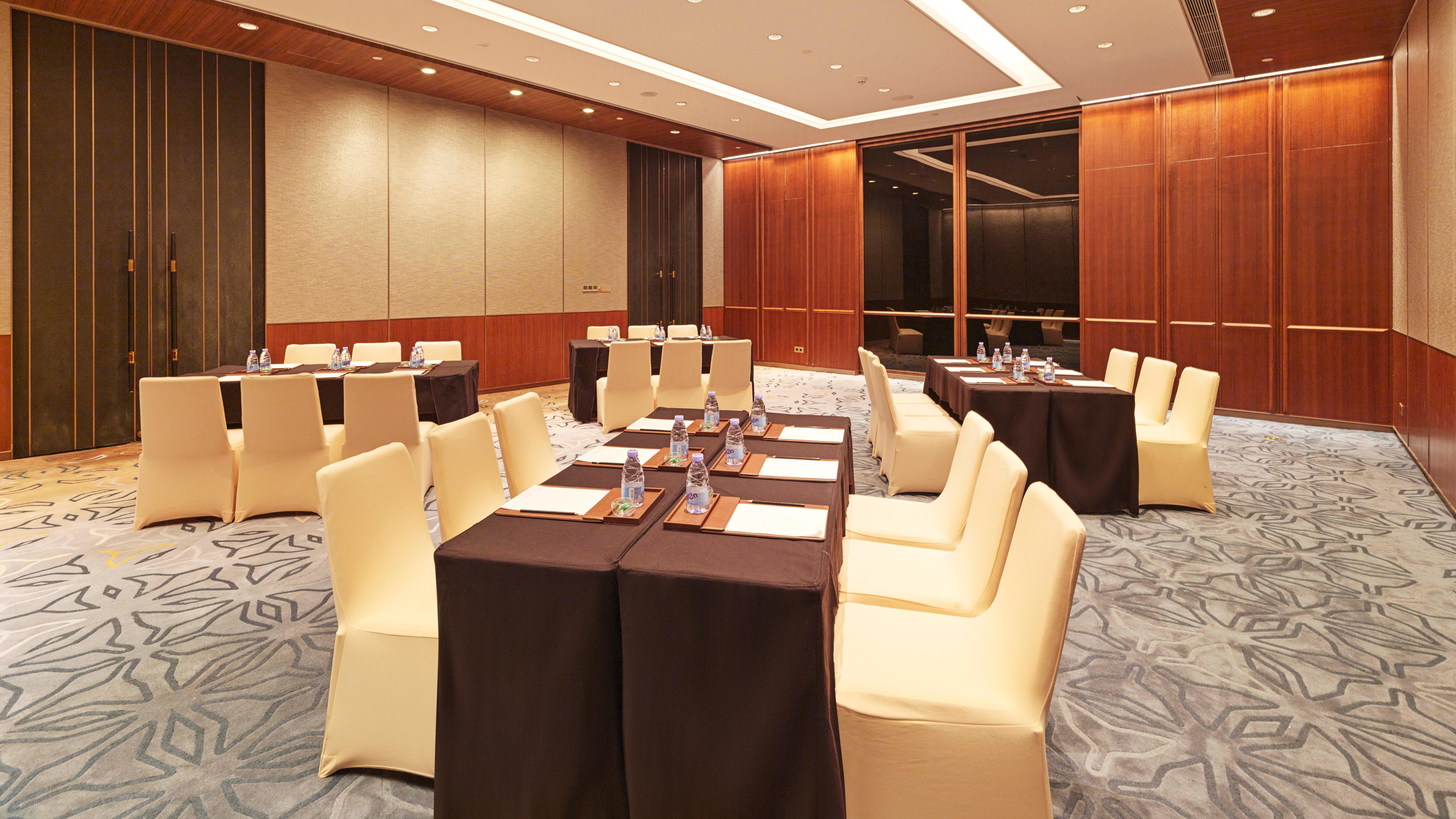 Intercontinental Guangzhou Exhibition Center By Ihg - Free Shuttle Between Hotel And Exhibition Center During Canton Fair & Exhibitor Registration Counter מראה חיצוני תמונה