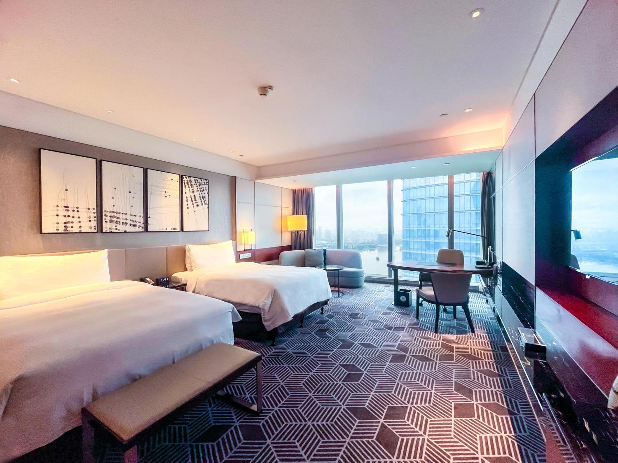 Intercontinental Guangzhou Exhibition Center By Ihg - Free Shuttle Between Hotel And Exhibition Center During Canton Fair & Exhibitor Registration Counter מראה חיצוני תמונה